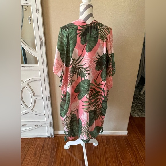 Janice Apparel - Swimsuit Cover Up - NEW with TAGS - Picture 3 of 6